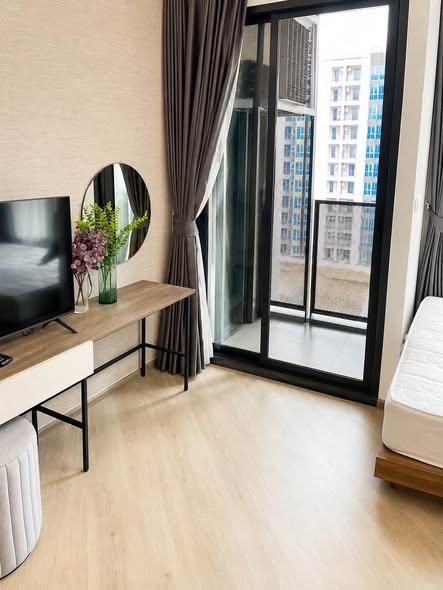 bedroom and room interior of THE BASE Saphanmai