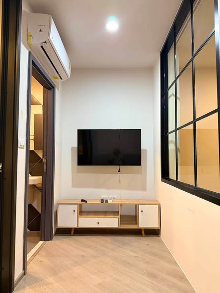 room interior of THE BASE Saphanmai
