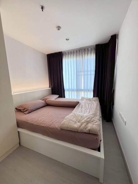 bedroom of THE BASE Sukhumvit 77