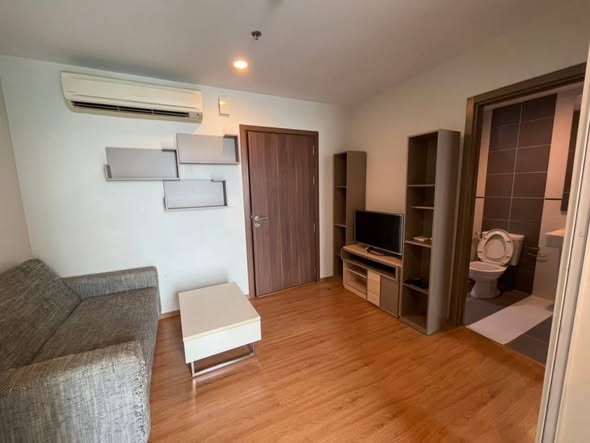 bedroom of THE BASE Sukhumvit 77