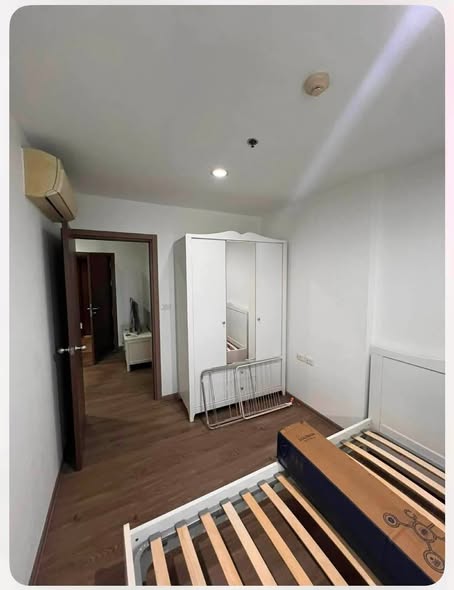 bedroom of THE BASE Sukhumvit 77