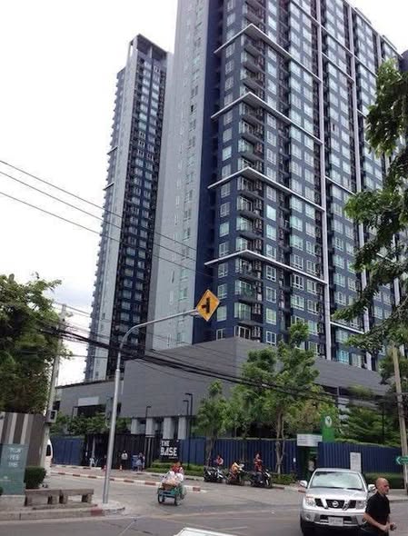 THE BASE Sukhumvit 77