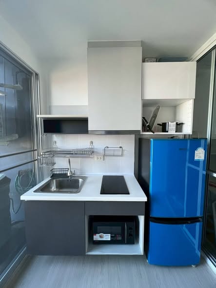 kitchen of THE BASE Sukhumvit 77