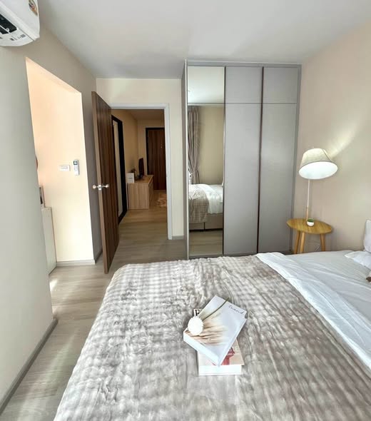 bedroom and room interior of The Belgravia @ Ratchada 17