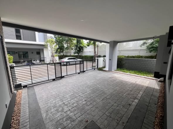 room interior of The City Ekkamai-Ladprao
