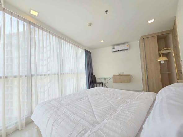 bedroom of The Cloud