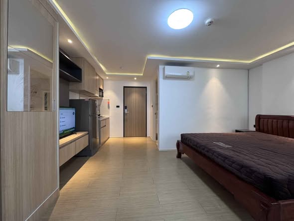 bedroom of The Cloud