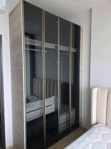 bedroom and room interior of The Crest Park Residences