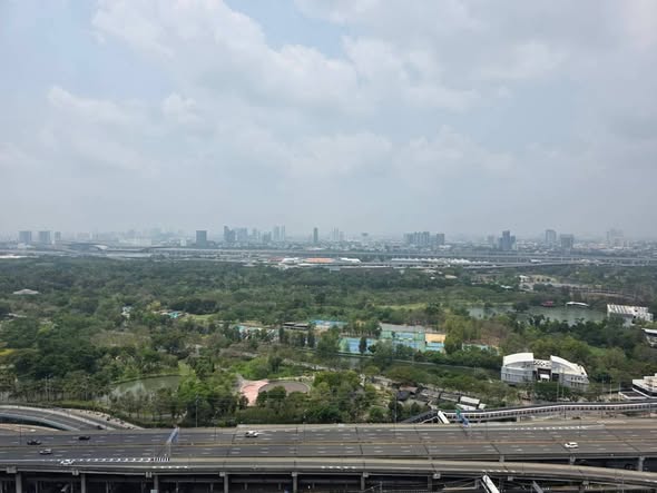 The Crest Park Residences