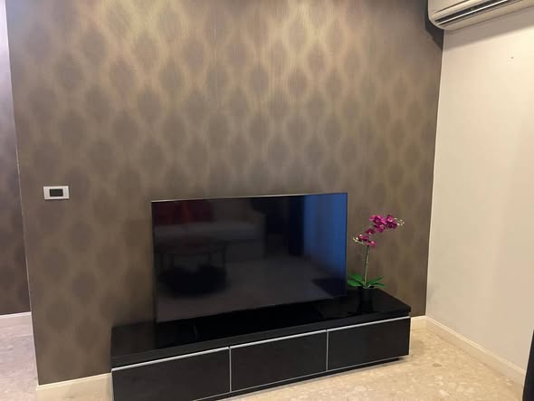 room interior of The Crest Sukhumvit 34