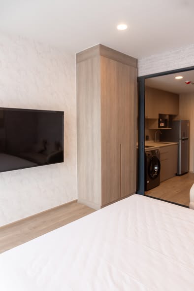 bedroom and room interior of THE CROWN Residences