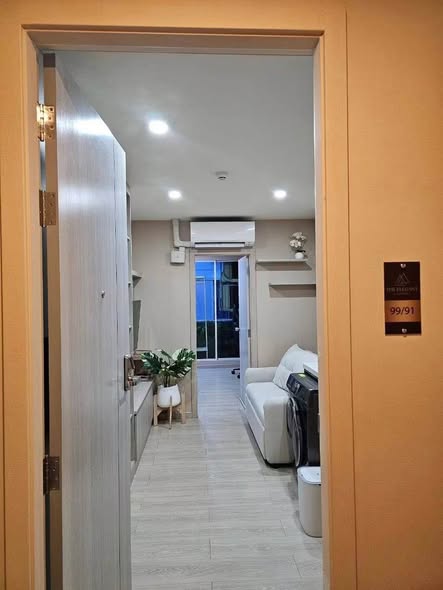 room interior of The Elegant Ladprao1