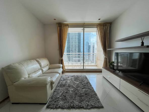 bedroom and living room of THE EMPIRE PLACE SATHON