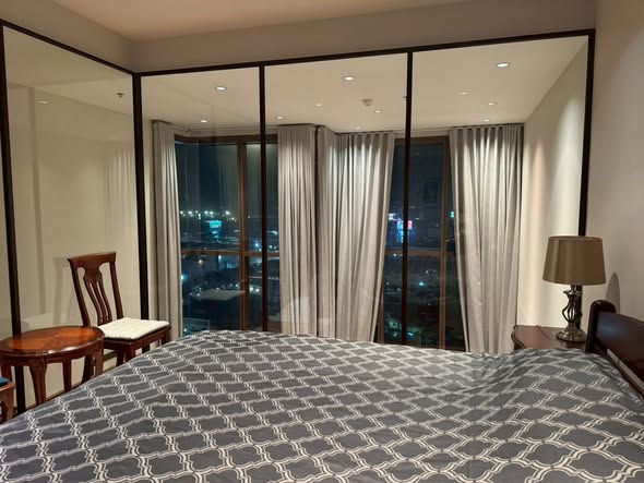 bedroom of The Emporio Place
