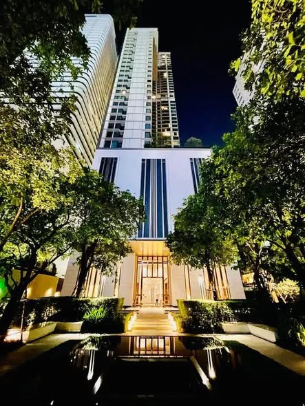 THE ESSE ASOKE