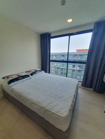 bedroom of The Excel Groove