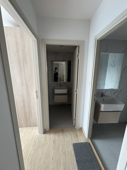room interior of The Excel Hideaway Sukhumvit 50