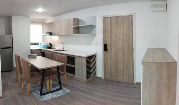 room interior of The Excel Hideaway Sukhumvit 50