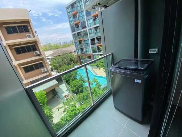 The Excel Ratchada 18