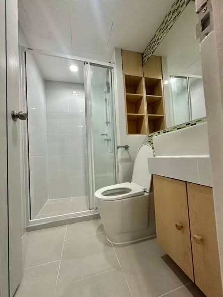 bathroom of The Green Condo III