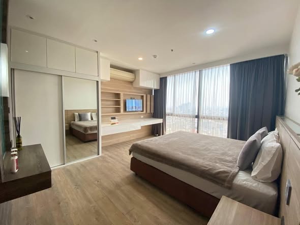bedroom and room interior of The Issara Ladprao
