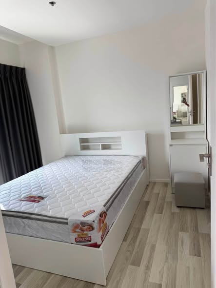 bedroom of The Key Cheangwattana