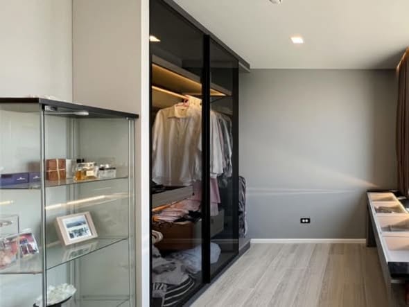 room interior of The Key Rama 3