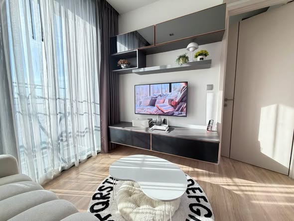 bedroom and living room of THE LINE Phahon-Pradipat