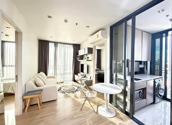 bedroom and living room and room interior of THE LINE Phahon-Pradipat
