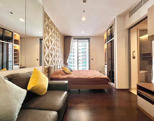 bedroom and living room and room interior of THE LINE Ratchathewi