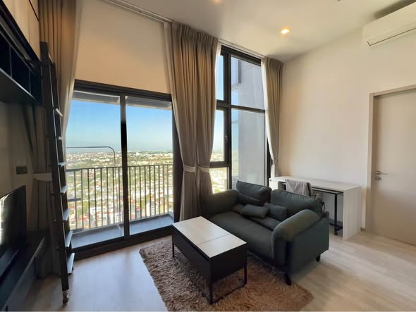 bedroom and living room of THE LINE Sukhumvit 101