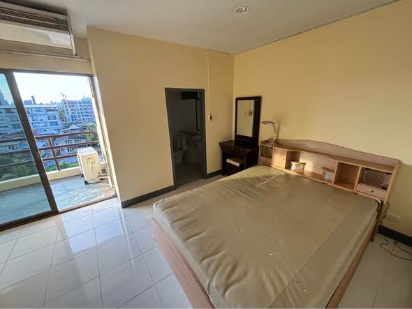 bedroom of The LIVIN Phetkasem
