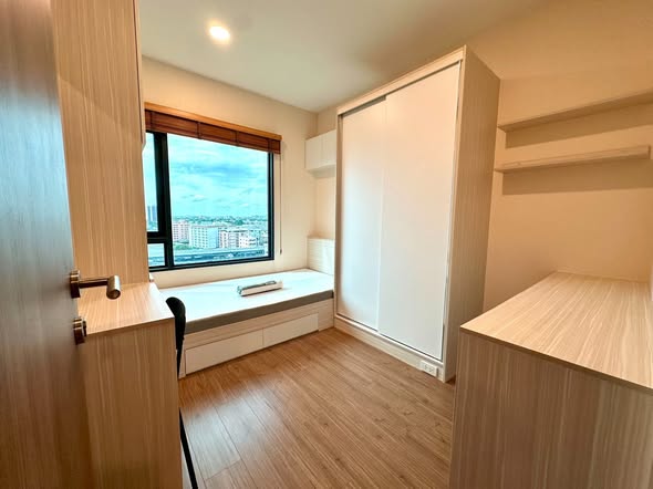 bedroom and room interior of The Livin Ramkhamhaeng : เดอะ ลิฟวิ่น รามคำแหง