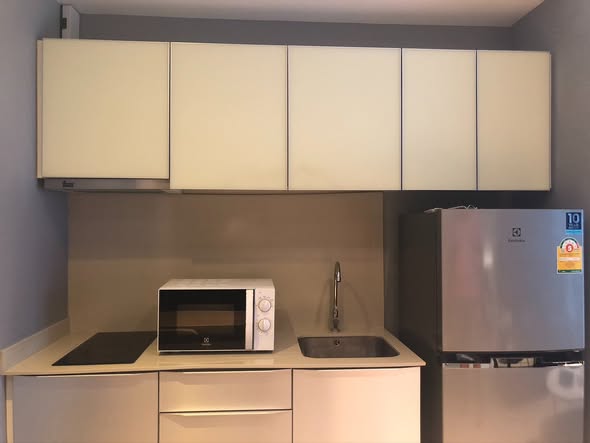 kitchen of The Lofts Ekkamai