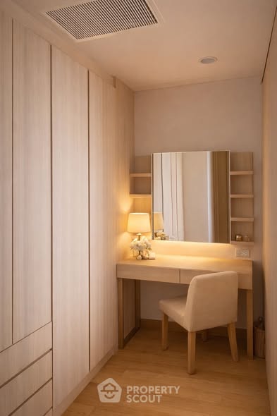 bedroom and bathroom of The Lumpini 24