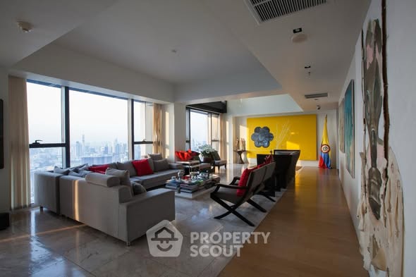 living room of The Met Condominium