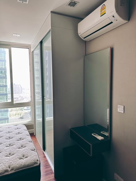 room interior of The Metropolis Samrong