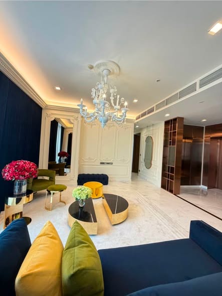 living room of The Monument Thong Lo