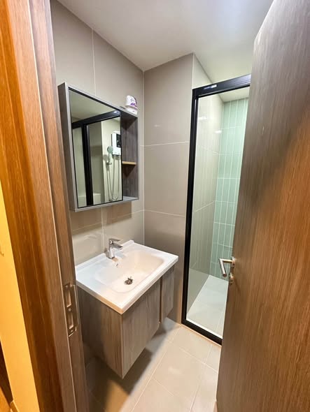 room interior and bathroom of THE MUVE Bangna