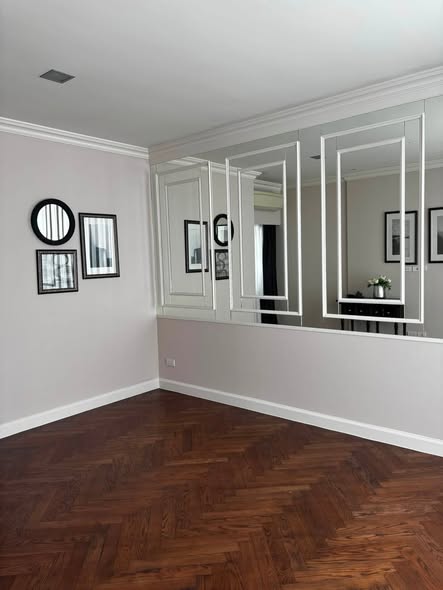 room interior of The PARK LANE Townhouses