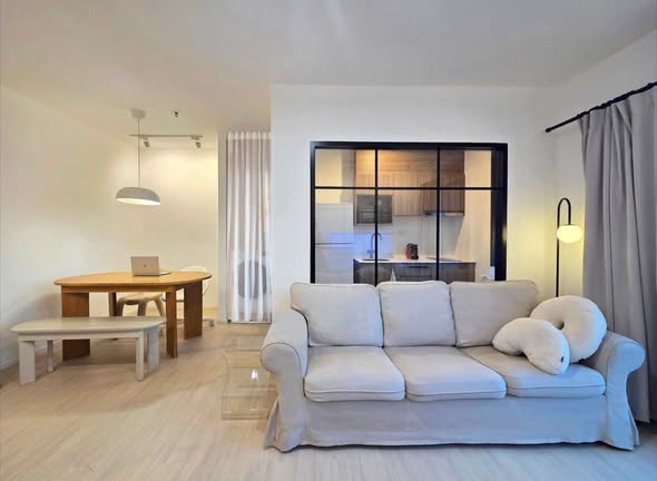 bedroom and living room and room interior of The Parkland Phetkasem 56