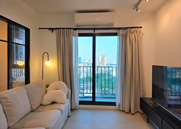 living room and bedroom and room interior of The Parkland Phetkasem 56