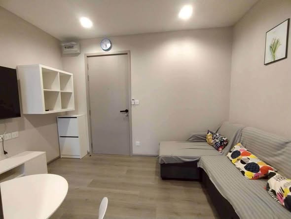 bedroom of The Politan Aqua