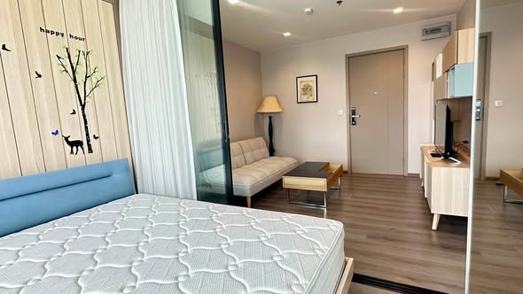 bedroom of The Politan Rive