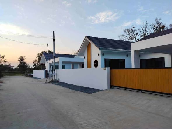 The Pool Villa Resort Bang Saen