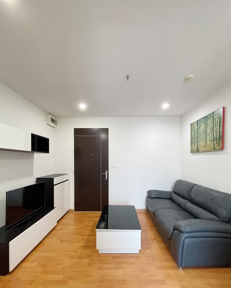 living room of The President Sathon-Ratchaphruek 1