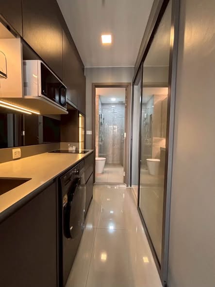 bathroom of The Privacy Jatujak