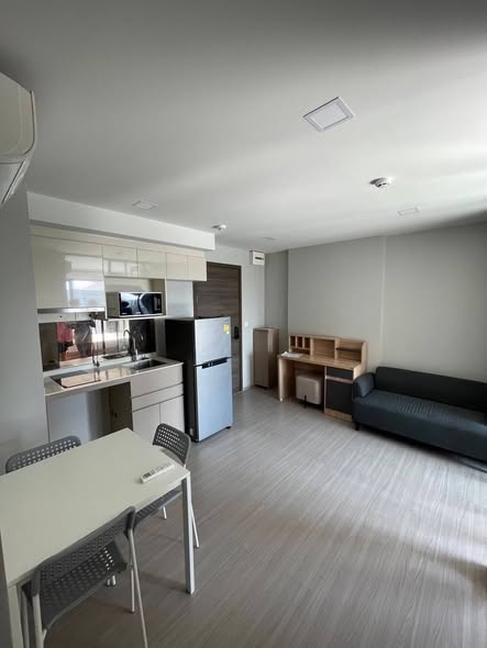 living room of The Privacy S101
