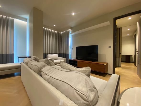 bedroom and living room of The Reserve Sukhumvit 61