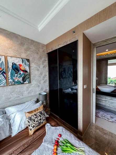 bedroom of The Riviera Monaco เดอะ ริเวียร่า โมนาโค